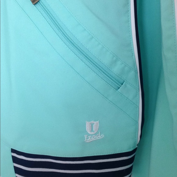 NWOT Izod active jacket - Picture 2 of 4